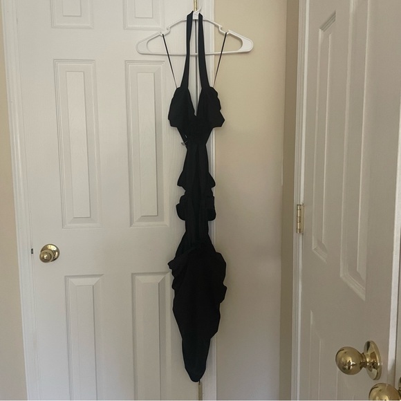 NEW HEIRESSES BEVERLY HILLS Rosette Flower Cutout Dress Halter Ruched - Picture 3 of 8